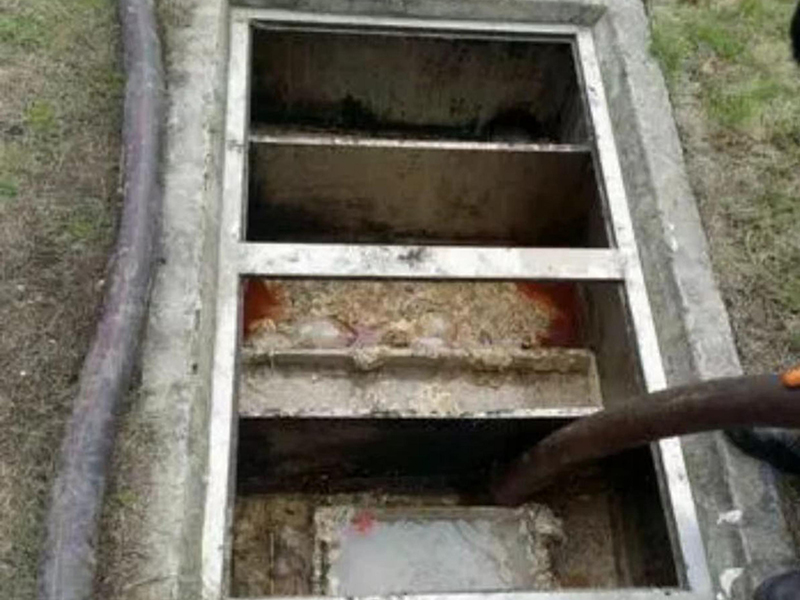 梅河口隔油池清理